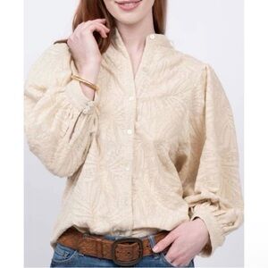 Ivy Jane Cream Textured Embroidered ‘Nova’ Blouse